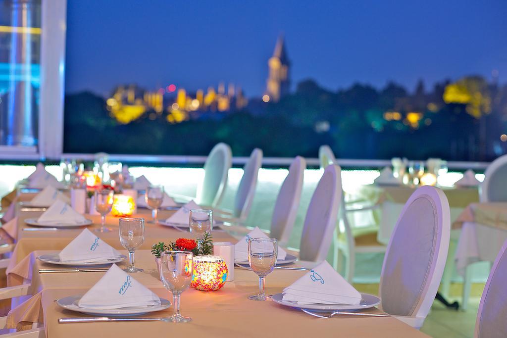 The Istanbul Hotel Екстер'єр фото