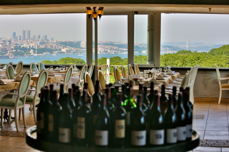 The Istanbul Hotel Екстер'єр фото