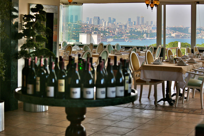 The Istanbul Hotel Екстер'єр фото