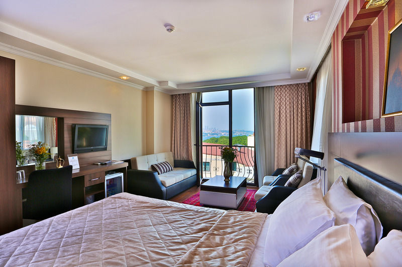 The Istanbul Hotel Екстер'єр фото